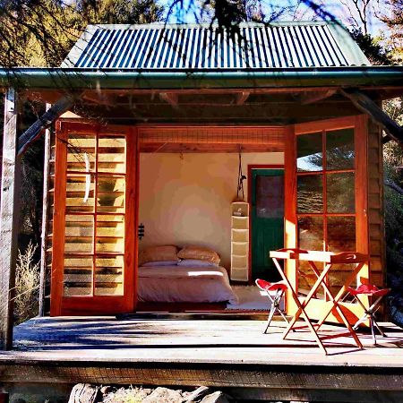 Manaaki Mai, Rustic Retreat Bush Cabin Christchurch Exterior photo